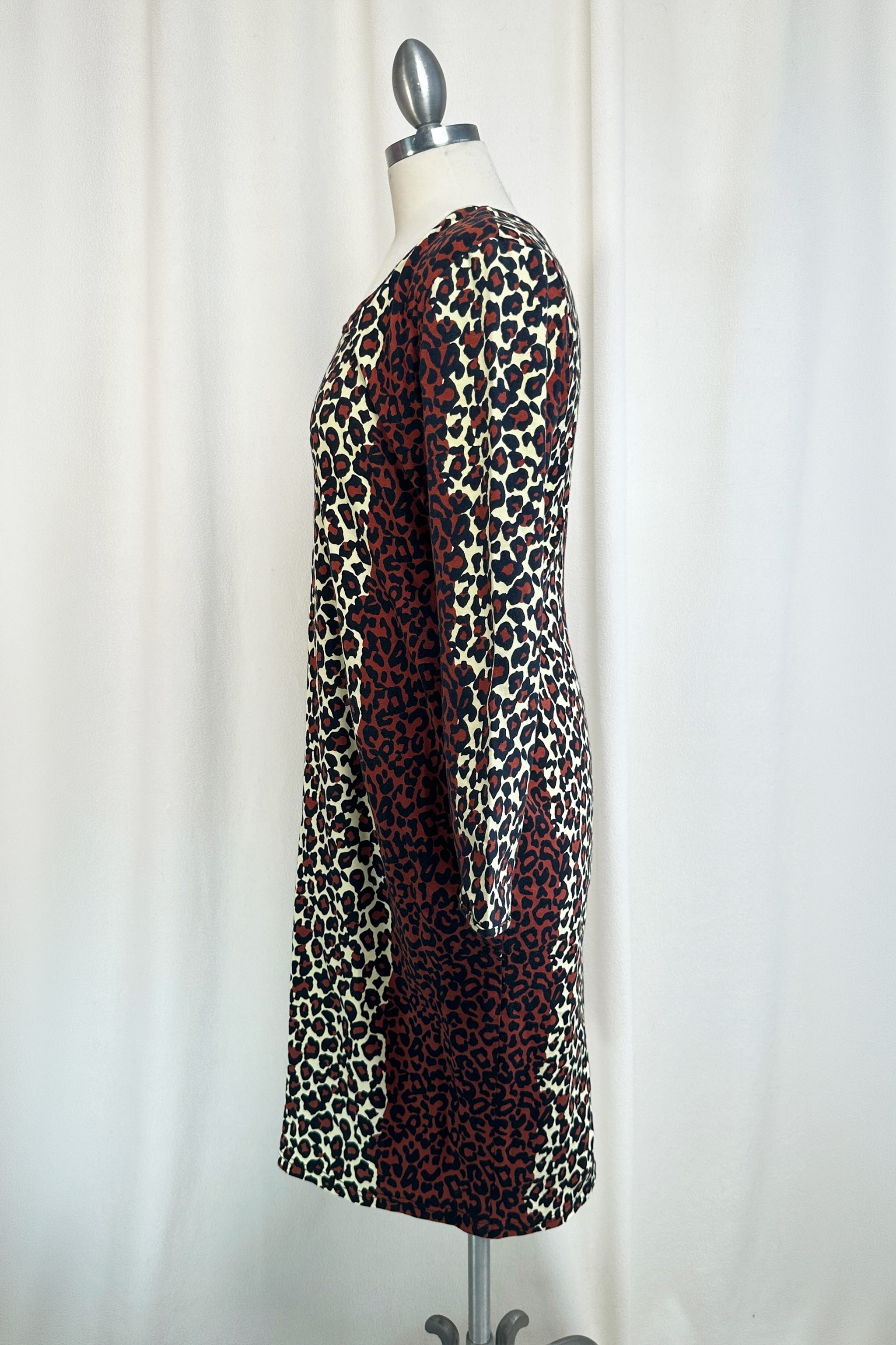 2010 Dress Leopard Print Pale Yellow and Burnt Sienna XL