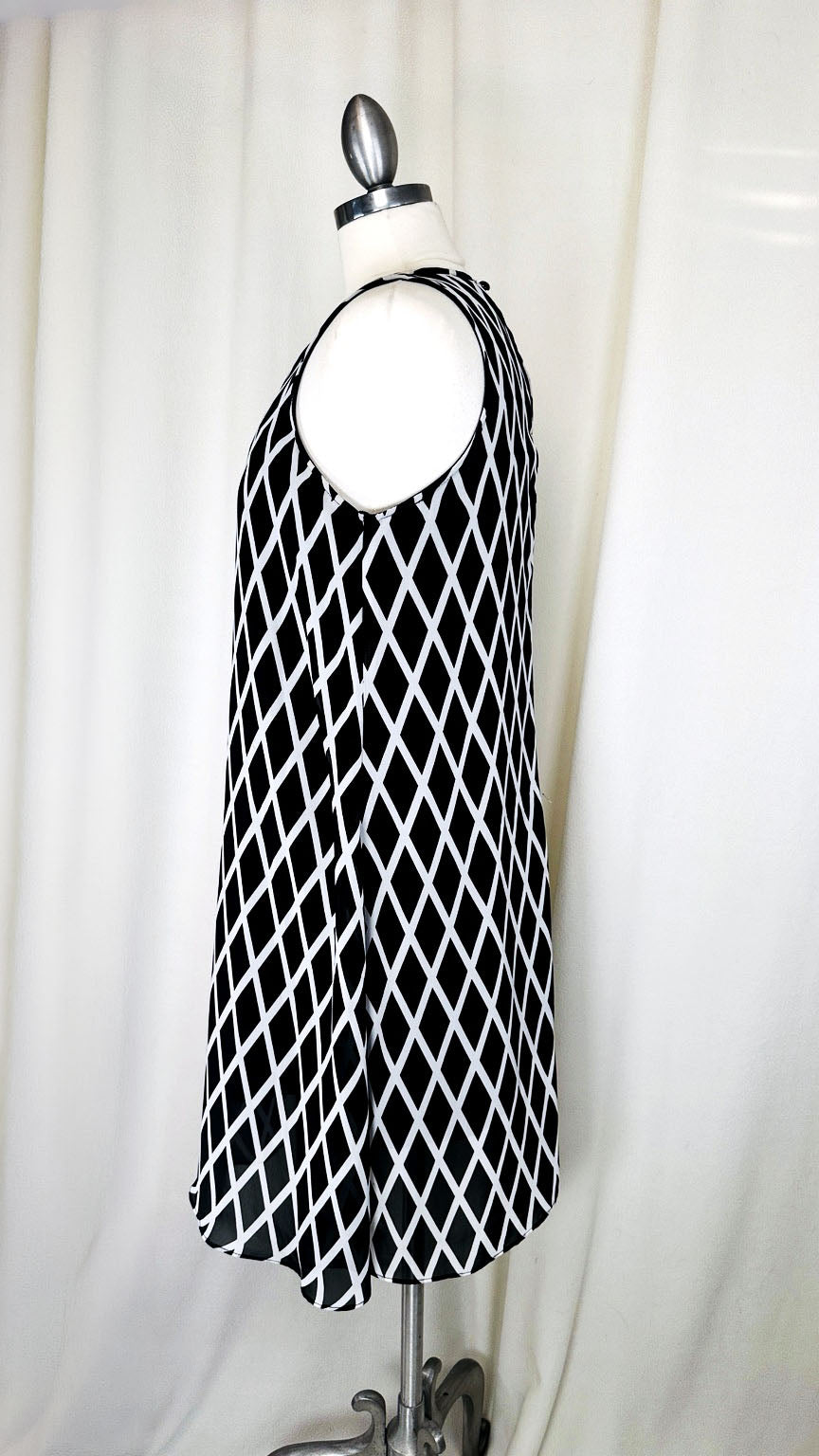 Modern Geometric Diamond Swing Dress Black White 8