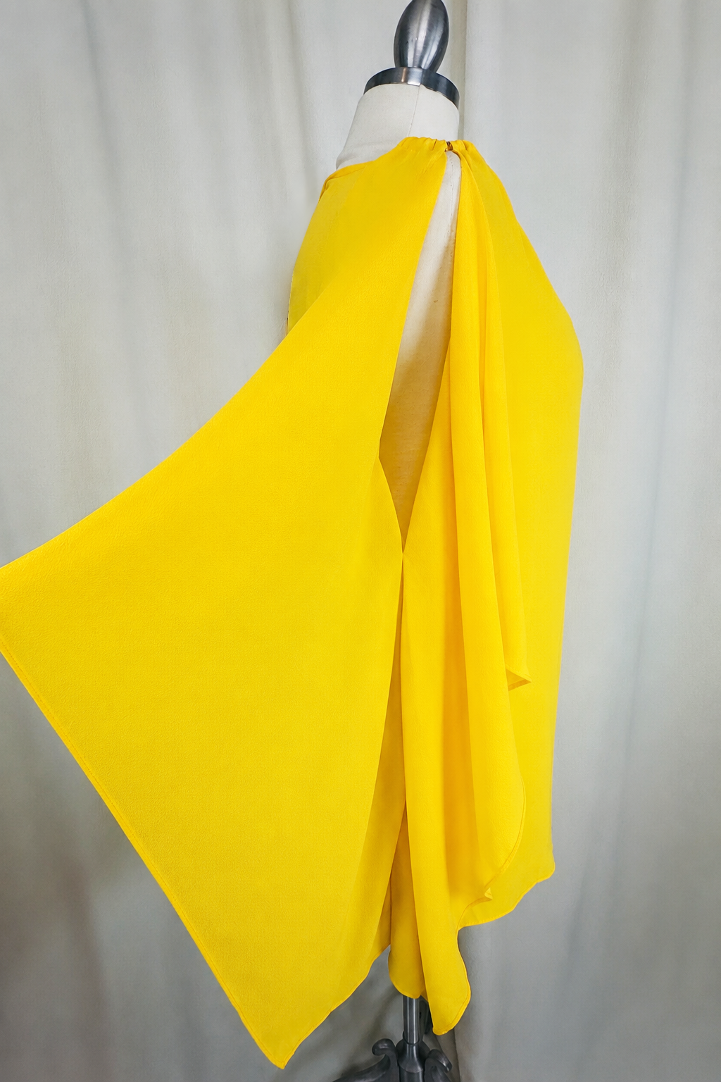 NWT! Modern Kaftan Top Draped Cape Sleeves Saffron L/XL